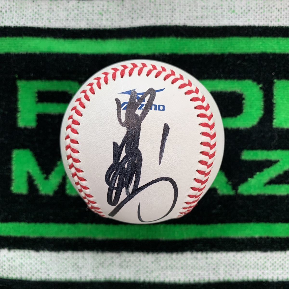 元ソフトバンクホークス 内川聖一選手のサイン入りNPB公式球 統一球 ヤクルトスワローズ拍卖