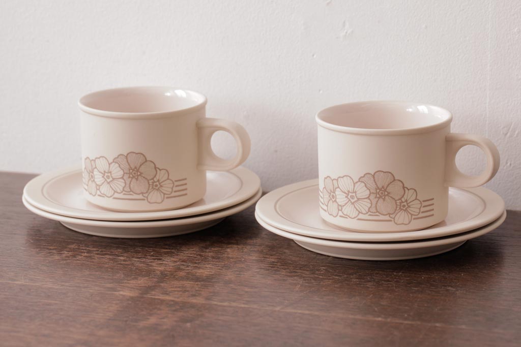 R-033677 イギリスビンテージ Hornsea(ホーンジー) トリオ2客セット(カップ&ソーサー、プレート)拍卖