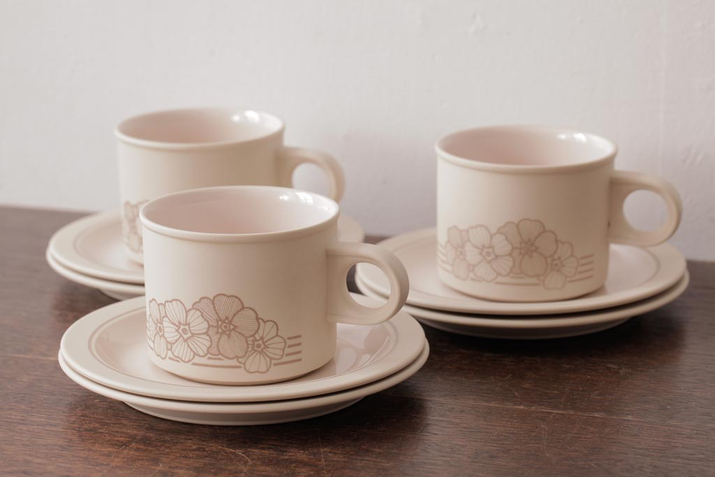 R-033680 イギリスビンテージ Hornsea(ホーンジー) トリオ3客セット(カップ&ソーサー、プレート)拍卖