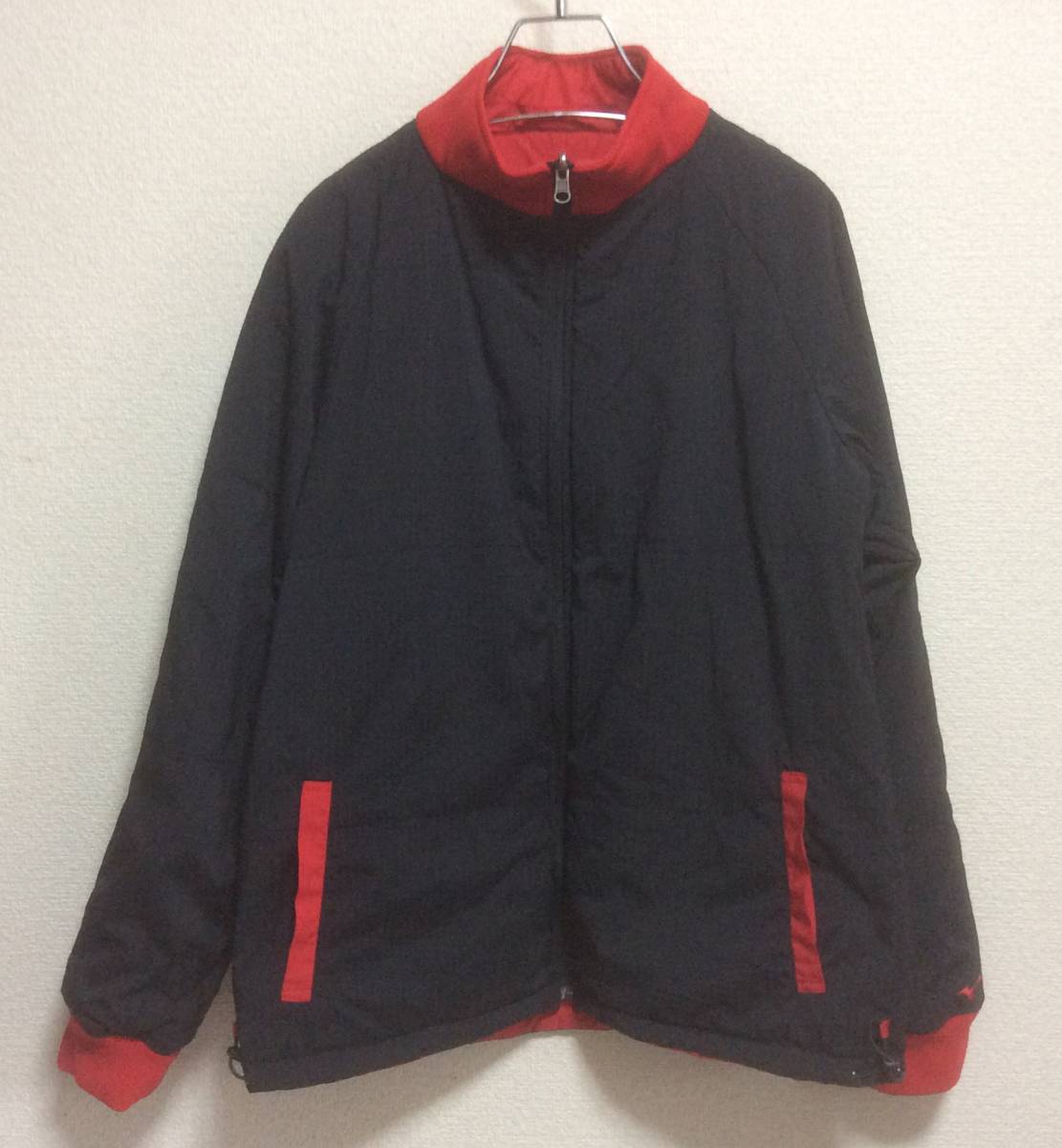 ミズノ SERIOUS PERFORMANCE 保温ウインドジャケット 高機能アウトドアブランド シリアスパフォーマンス リバーシブル ポケット脱着式拍卖