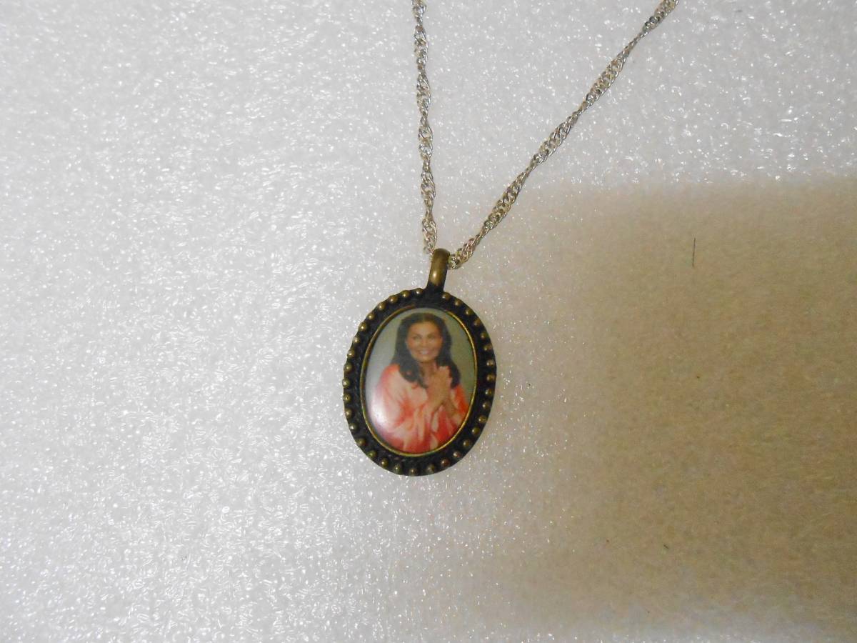 サイマー ラクシュミ デヴィ ペンダント チャーム お守り 聖なる母 ハー・ホーリーネス・サイマー サイババ 拍卖