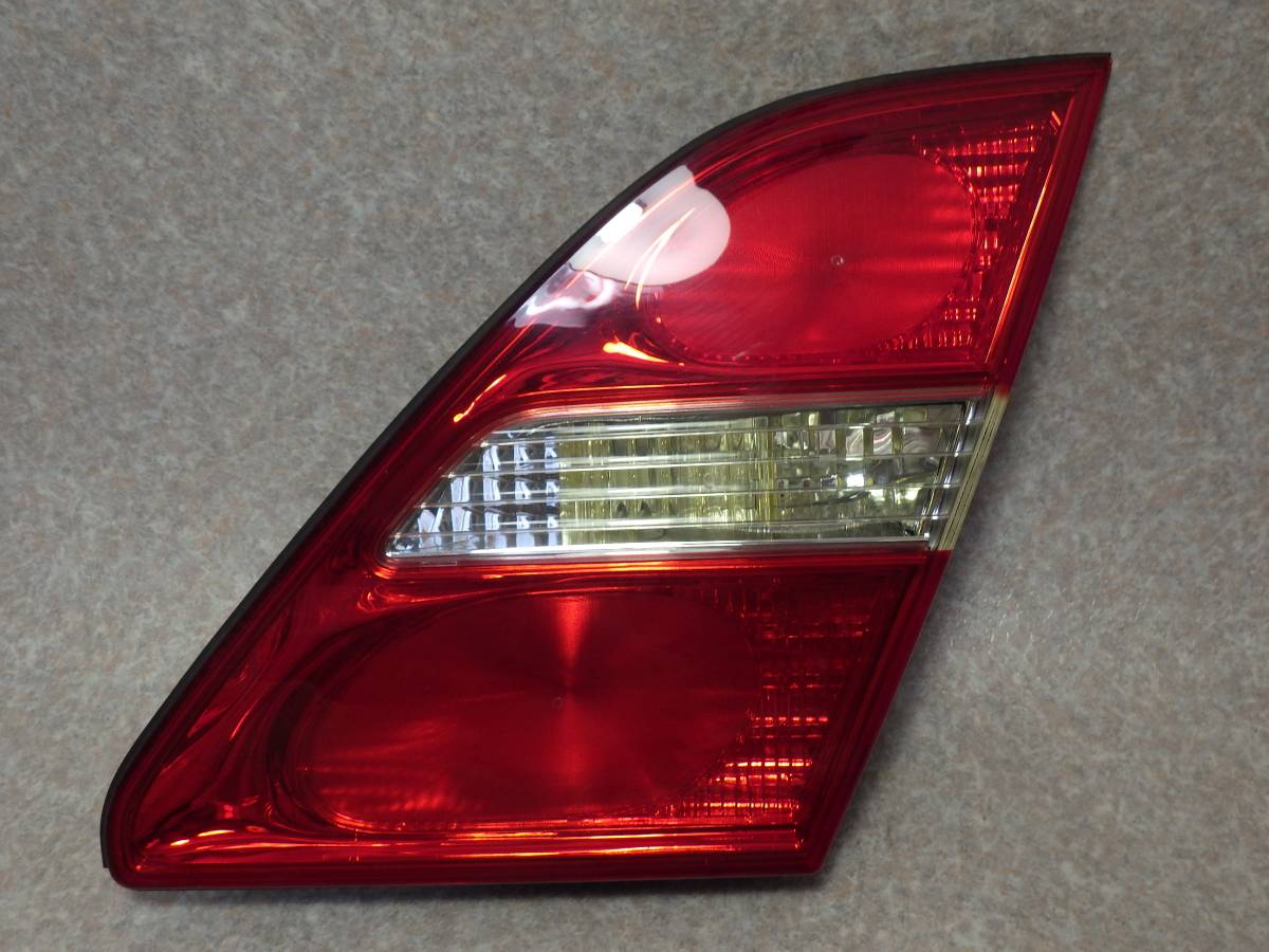 セルシオ UCF30/UCF31 前期 テールランプ 内側(トランク) 右 STANLEY 50-62拍卖