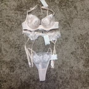 Wacoal Salute 出来る女の勝負ランジェリーセットC65 新品タグ付拍卖