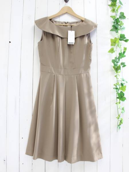 新品*イランイランYLANGYLANG*フレアワンピースM/定価2.5万拍卖