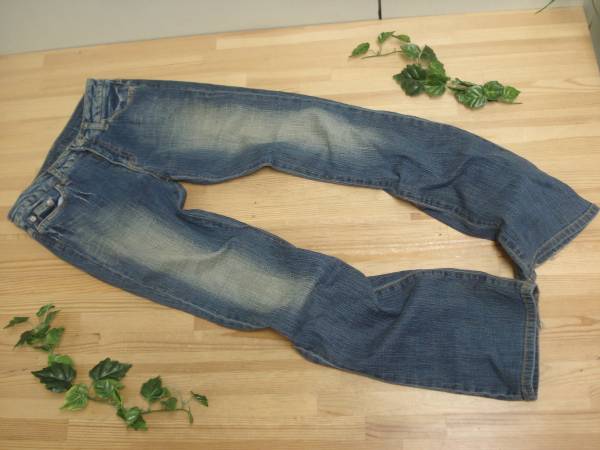 日本製☆Sabena サベナ☆美ラインストレッチ 薄手デニムパンツ 38拍卖