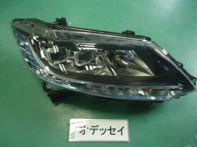 オデッセイ RC4 右ヘッドランプユニット LED 即決 4014拍卖