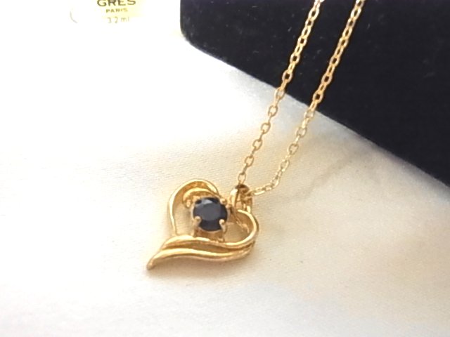ハートのモチーフ オープンハートデザインに青いジルコニアストーン ブルーストーン ネックレス◎拍卖