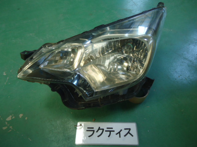 ラクティス NCP125G 左ヘッドランプユニット ハロゲン 即決 4043拍卖