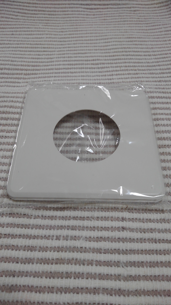 東芝 WDG7371WW 58Φ丸形コンセント用プレート 新古拍卖