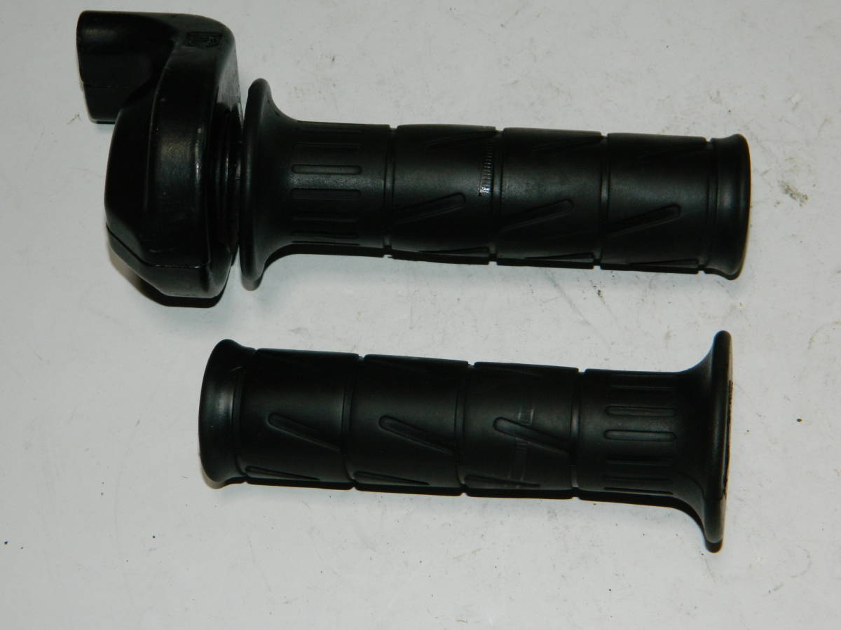 e1204 ドゥカティ400SS アクセルカラー、スロットルホルダー 後期、900SS、750SS 1拍卖