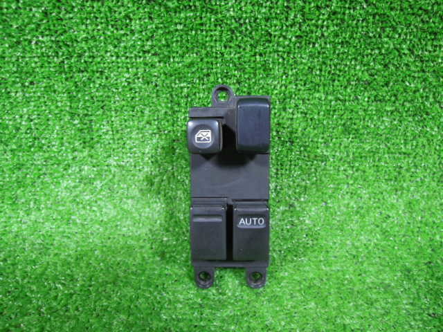 日産 エキスパート VNW11 パワーウィンドウスイッチ 中古 16ピン A0543拍卖