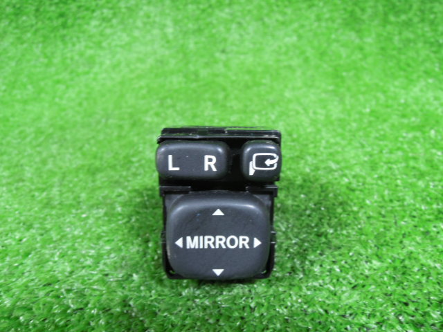 トヨタ ウィッシュ ZGE25W 電動格納 ドアミラースイッチ 中古 183575 配線9本 カプラー付き A0600拍卖