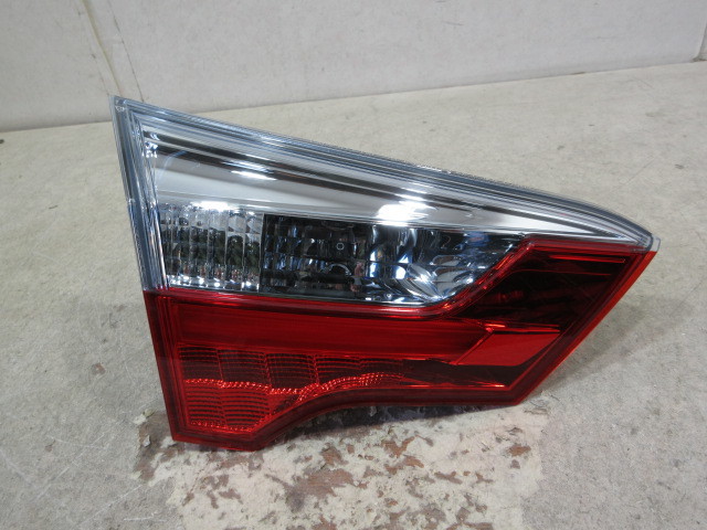 良品 ホンダ シャトル HV GK8 純正 左 トランクテールランプ拍卖