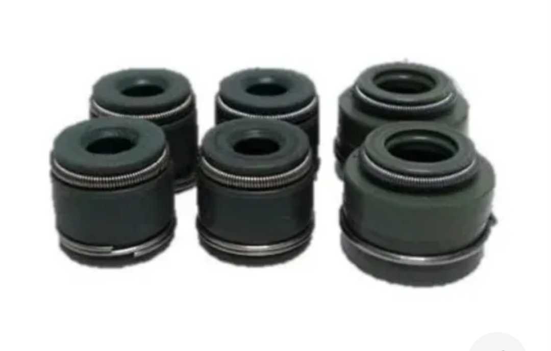 送料無料 ホーク CB250T CB250N CB400T CB400N CB400D スーパーホーク250 400 ホークⅡホークⅢ バルブ ステム シール オイル シール拍卖