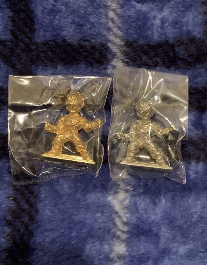ドラゴンボール 当時品 絶版 未使用美品 孫悟空シルバーフィギュア&ゴールドフィギュア セット拍卖