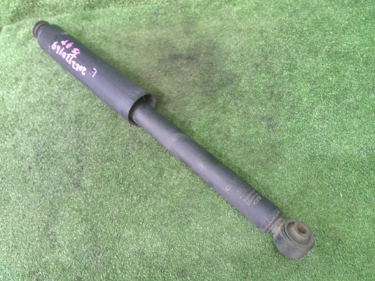 セレナ DBA-C26 左後ろ 左リア ショックアブソーバー 20S MR20DD QM1 H23年 E6210-1VA0A拍卖