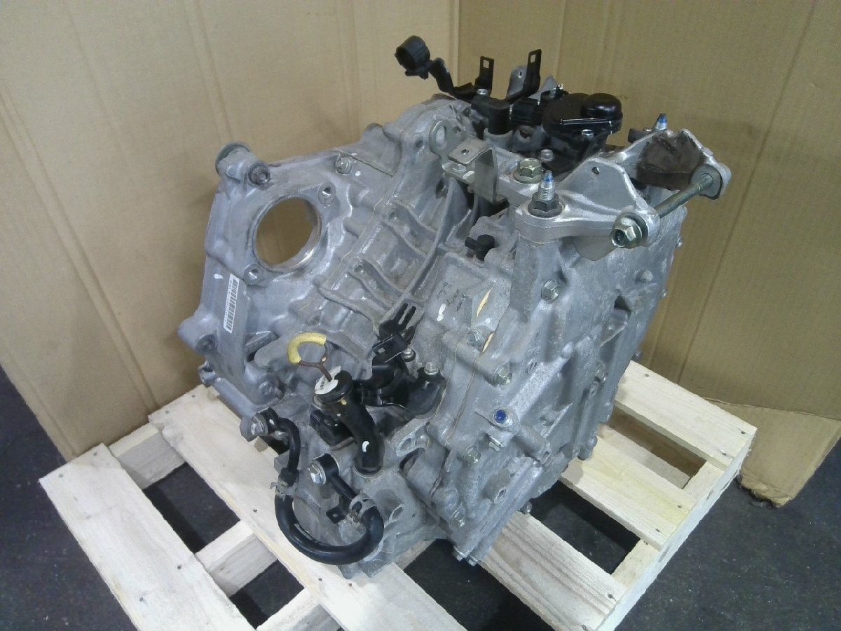 フィットシャトル DAA-GP2 GP3 GP GJ オートマ オートマチック ミッション ★中古 4万km走行 LDA-MF6 NH737M H23年 CVT 2WD拍卖