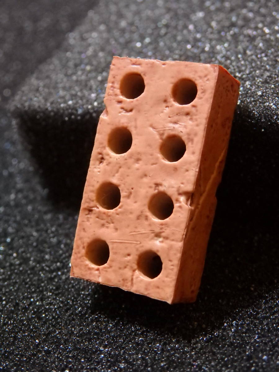 【値上げ予定】CCTOYS製 模型 1/6 スケール 男性 女性 フィギュア用 装備 部品 武器 ジオラマ レンガ 1個 (未使用拍卖