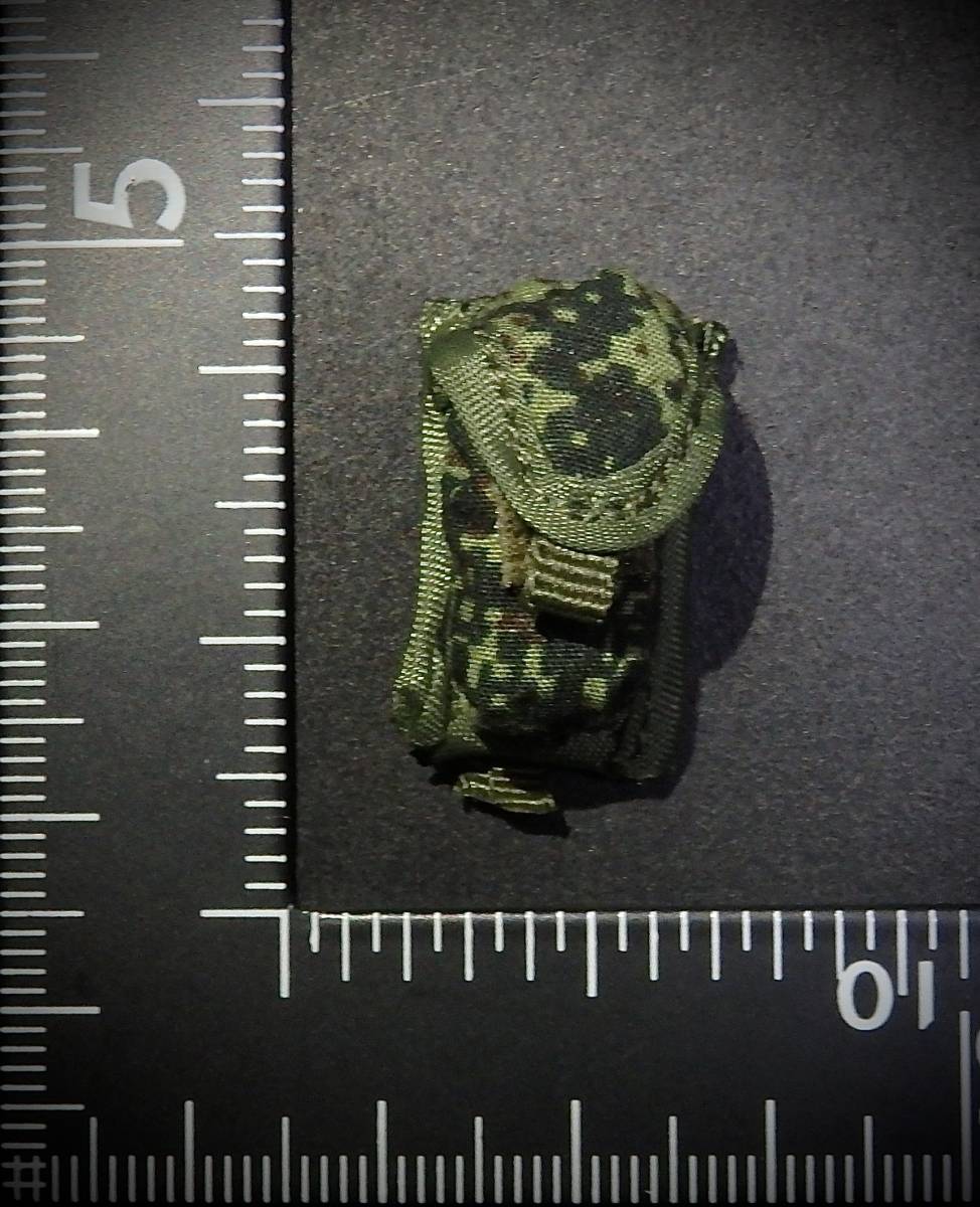 【在1/売り切り/値上げ予定】DAMTOYS製 模型 1/6 スケール 男性 女性 フィギュア用 装備 部品 小型ポーチ (未使用拍卖