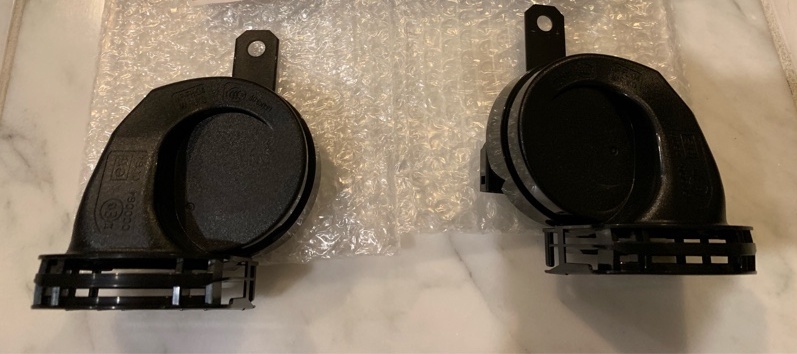 【新品】トヨタ純正 レクサス LX570 ホーン Hi Low セット拍卖