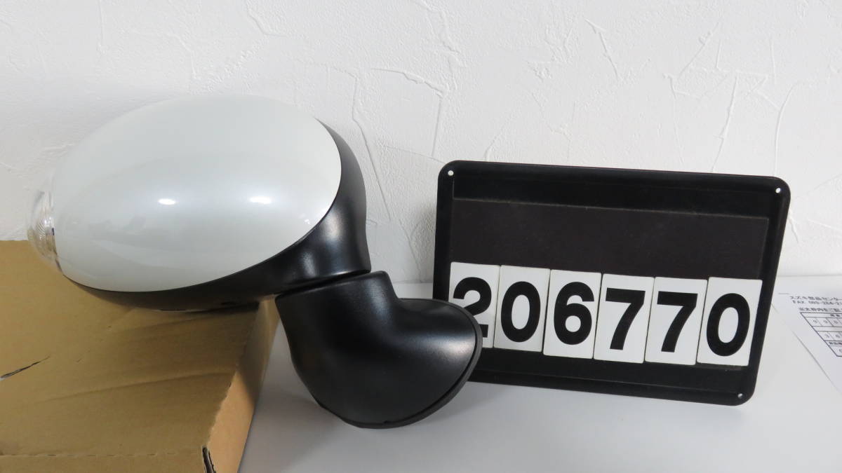 【2067】アルトラパン HE22S 右ドアミラー 84701-85K43-Z7T拍卖