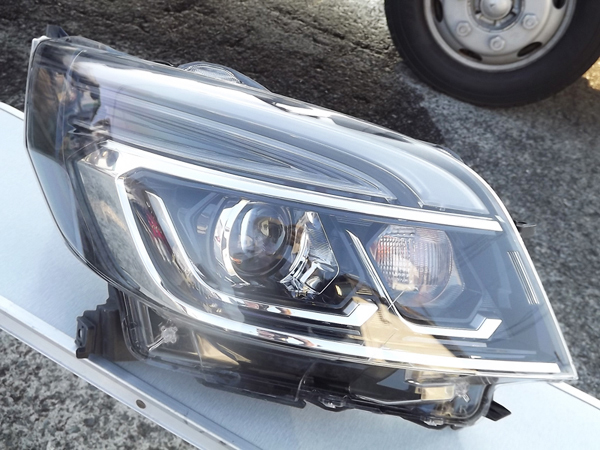 ●LED,後期★デイズルークス ハイウェイスターB21A/eKスペース カスタムB11A右ヘッドライトHS,H/S,HWS純正KOITO 100-6712JヘッドランプRe:P拍卖
