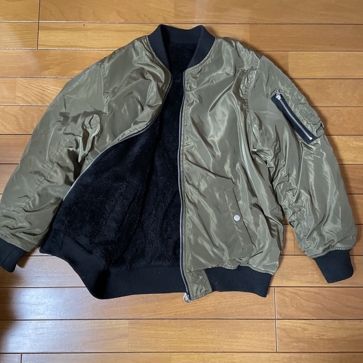 ■one way MA-1 リバーシブル カーキ×黒ボアM拍卖