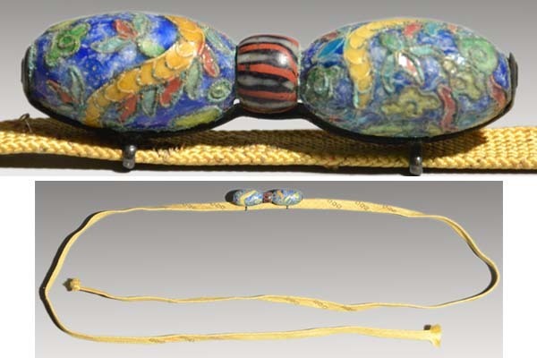 中国七宝 景秦藍 清朝末頃 トンボ玉入り帯留めと簪(かんざし) 2点セット 銀金具 古玩 その他 a0489拍卖