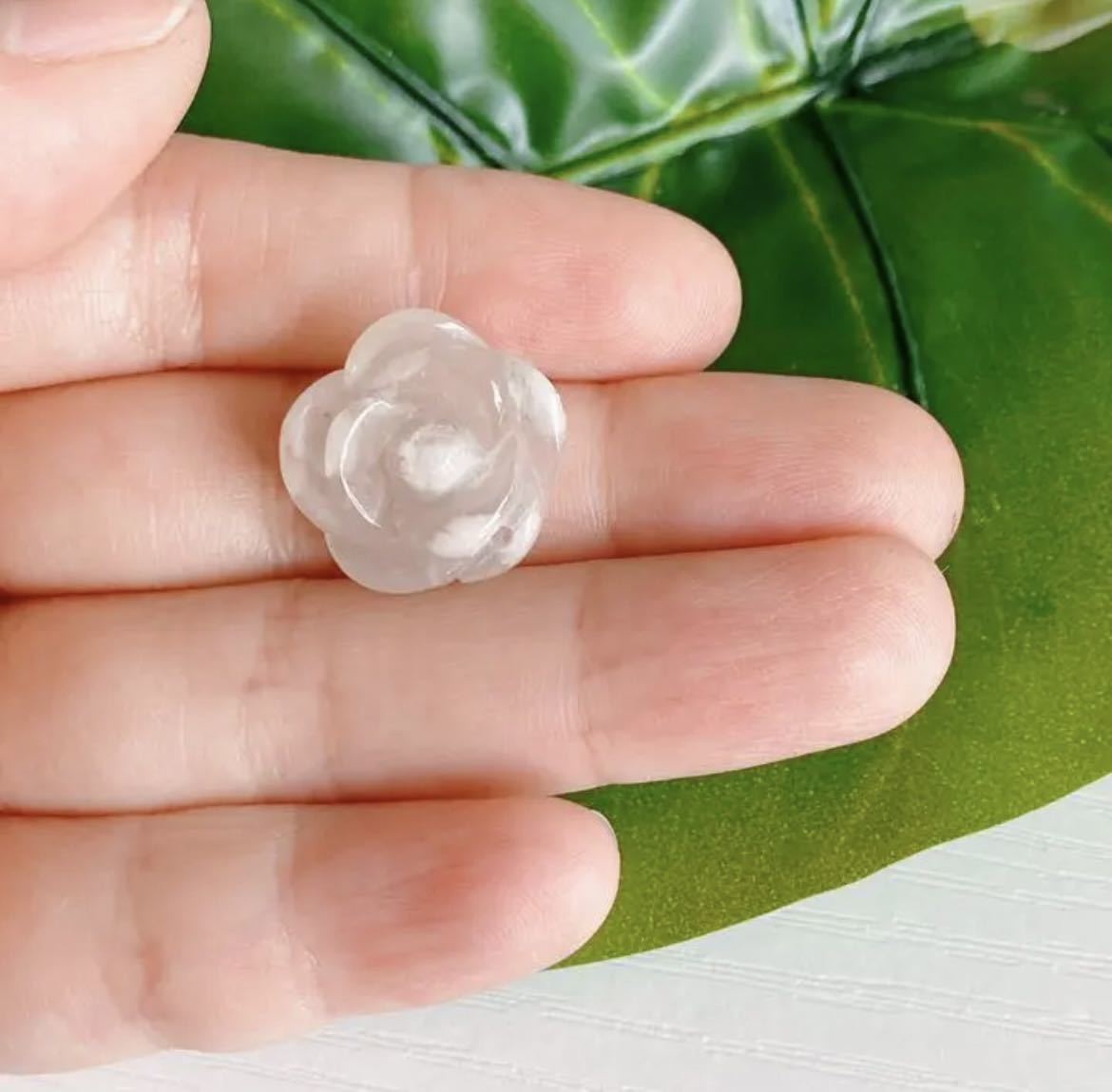 129 桜瑪瑙 ルース ペンダントトップ お花 フラワー 天然石 パワーストーン拍卖