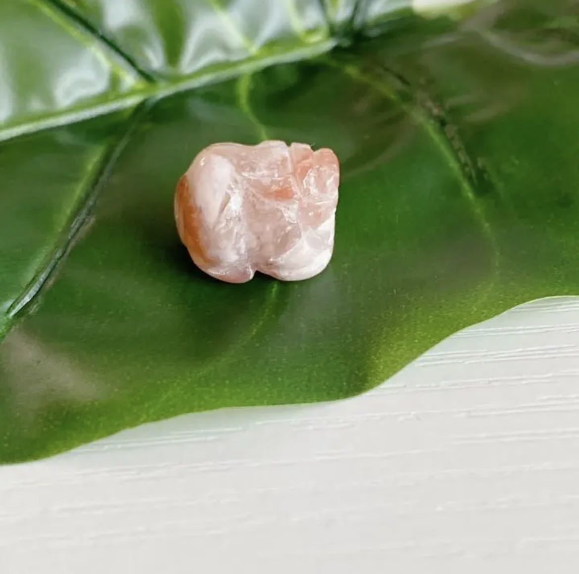 150 桜瑪瑙 ルース ひきゅう 貔貅 金運UP 天然石 パワーストーン(横穴)拍卖