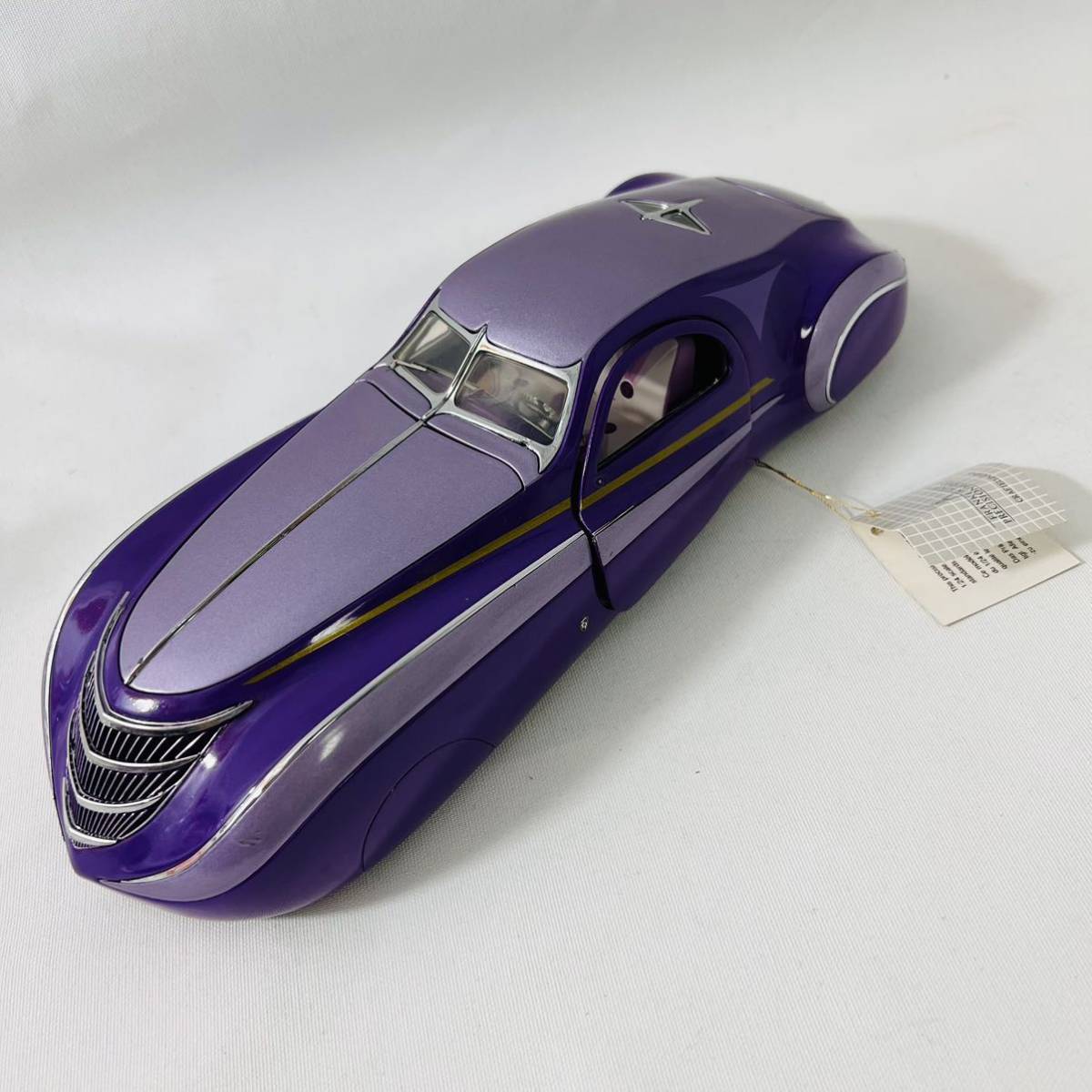 【中古品】フランクリンミント デューセンバーグ 1939 DUESENBERG COUPE SIMONE 1:24スケール パープル ミニカー ※一部破損有り※拍卖