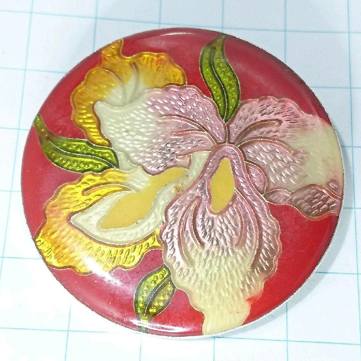 送料無料)ビンテージ☆七宝焼き 菖蒲モチーフ 年代物☆アンティークブローチ A14174拍卖