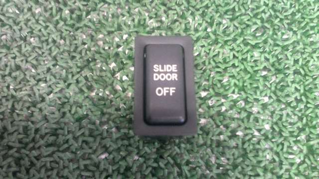 レタパ★ AZR60G トヨタ 純正 前期 ノア ヴォクシー スライドドア OFF スイッチ ★管261092拍卖