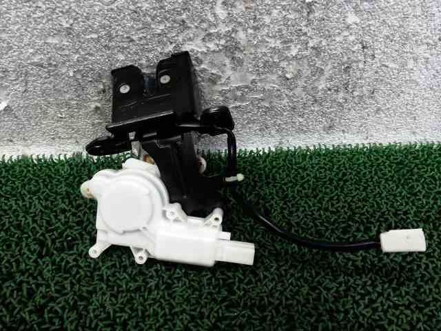 GG3S★アテンザ★スポーツ★バック★ドア★ロック ★管272872拍卖