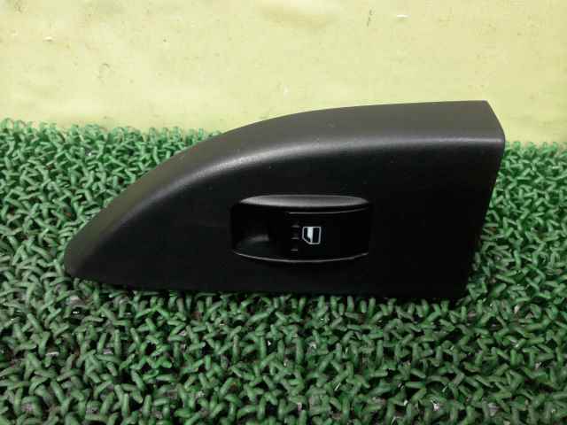 ダイハツ L150S ムーヴ 左 リアドア ウィンドウ スイッチ パネル ★管277764拍卖