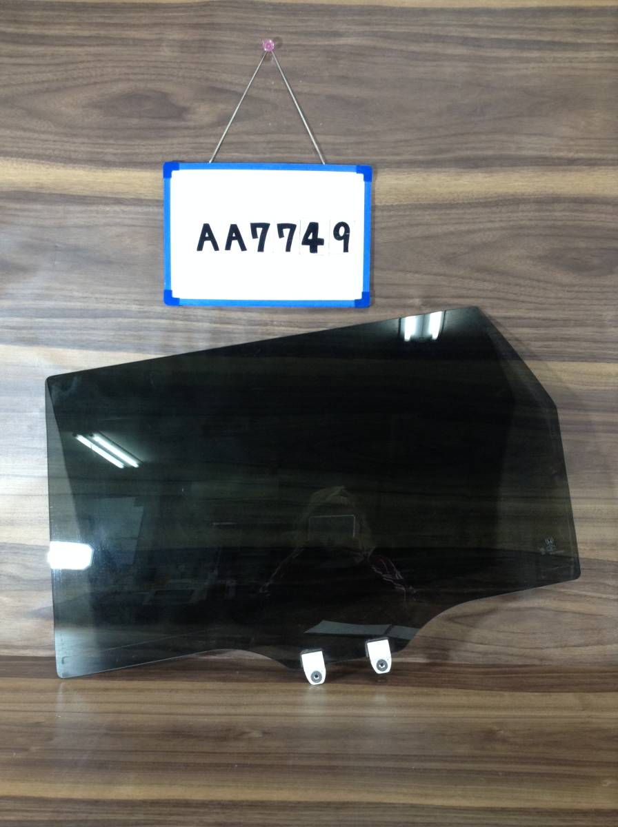 ★★★AA7749★★ JG1 ホンダ N-ONE 左(L) ドアガラス サイドガラス ウインドウ ガラス拍卖