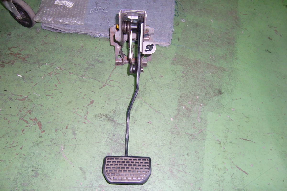 HE21SアルトラパンSS 前期 K6Aターボ純正 ブレーキペダル フットブレーキ ペダル AT拍卖