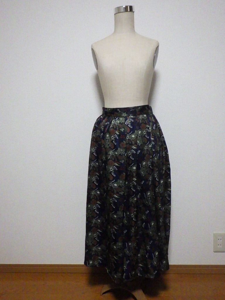 GU サテン フレアー ロング スカート 159拍卖