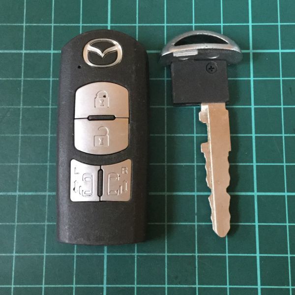 MZ 3250マツダ 純正 スマートキー 4B プレマシー CWEFW ビアンテ CCEFW ラフェスタ キーレス 両側電動スライドドア拍卖