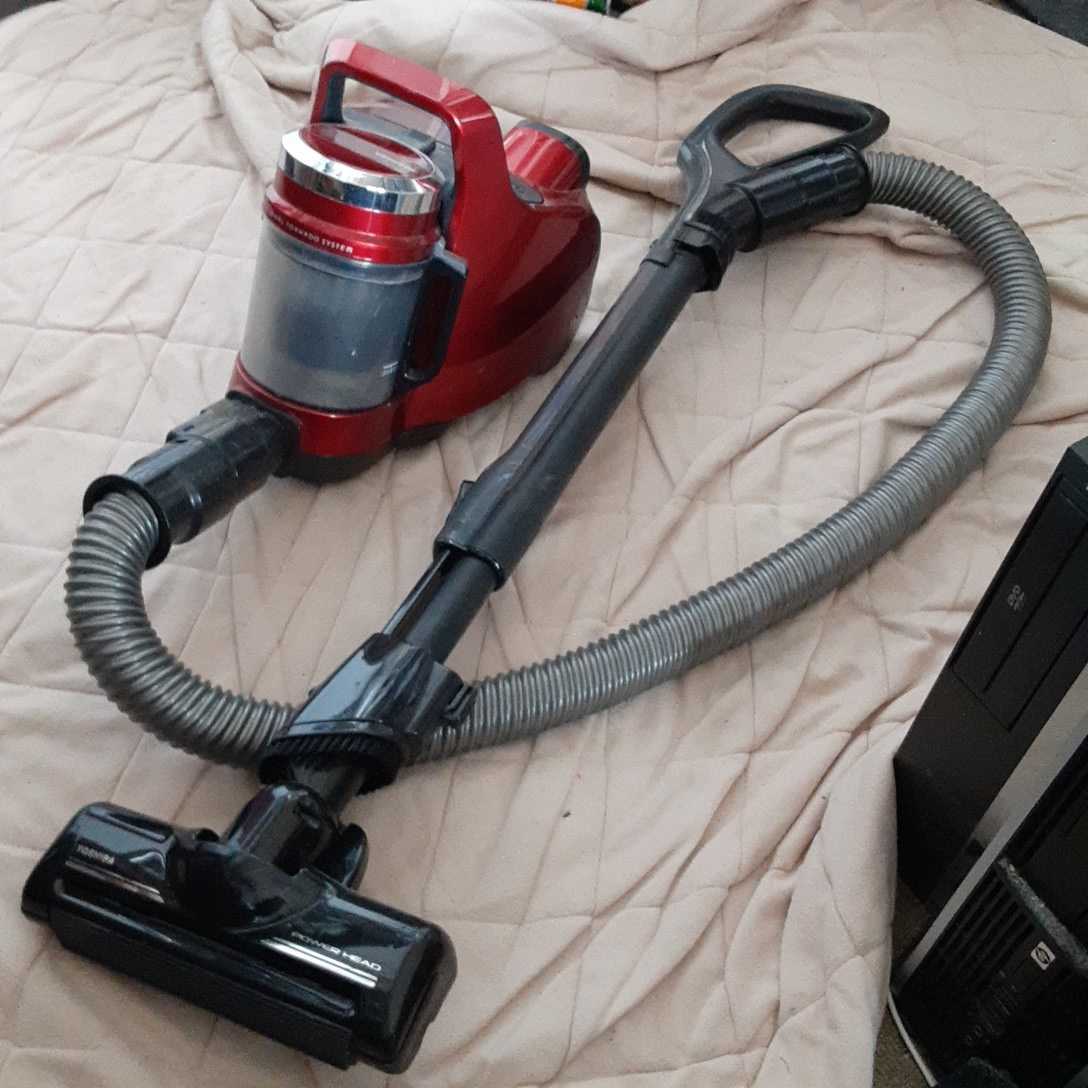 超素敵☆東芝クリーナー☆トルネオミニ☆グランレッド☆掃除機☆2016年製☆VC-C4(R)☆290w☆残1拍卖