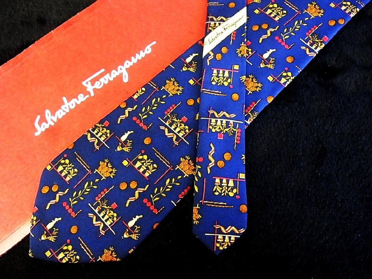 ♪今週の特売980円~♪0743W♪状態並品【Ferragamo】フェラガモ【棚 パイナップル 植木 柄】ネクタイ♪拍卖