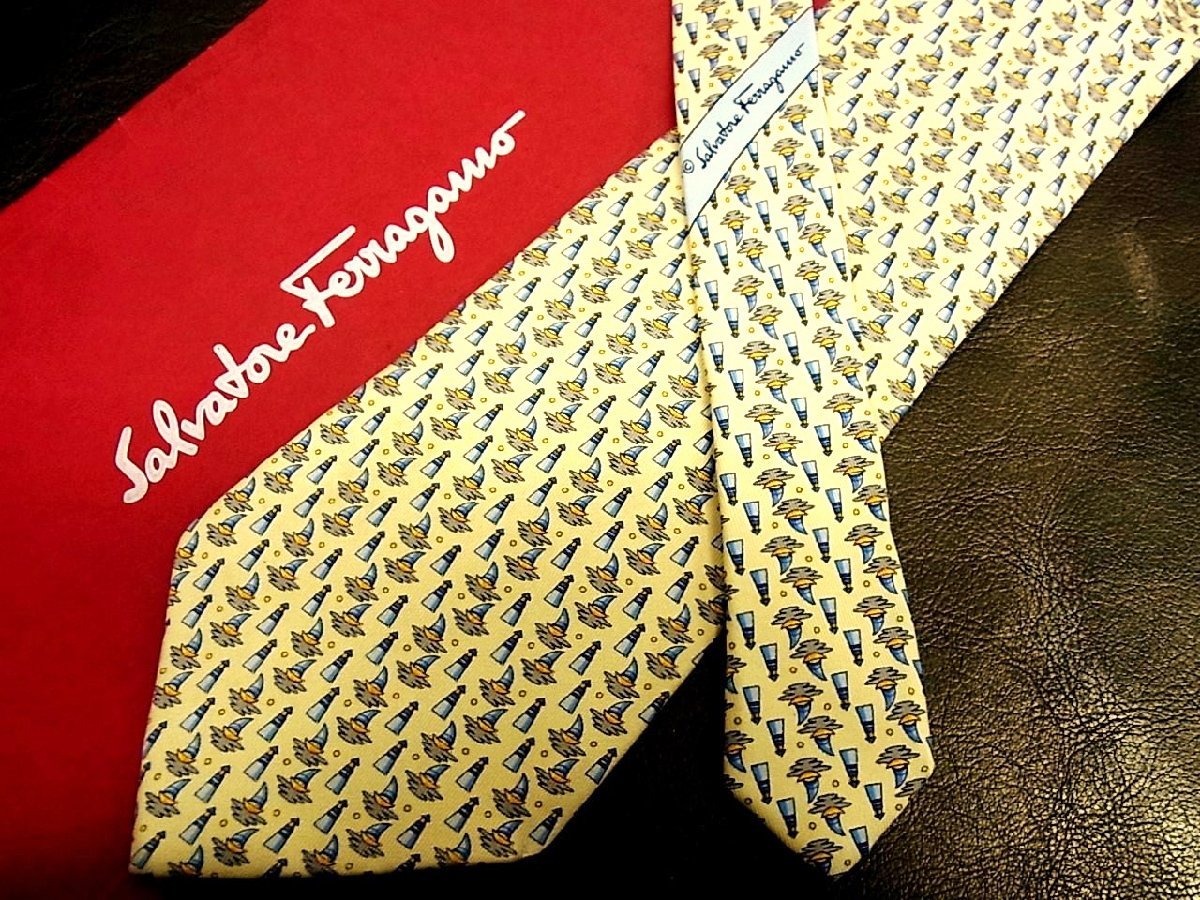 ♪今週の特売980円~♪1216W♪状態並品【Ferragamo】フェラガモ【灯台 ヨット 船 柄】ネクタイ♪拍卖