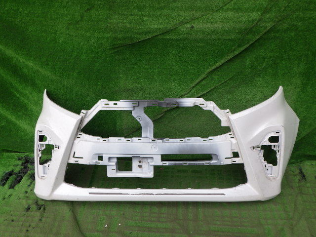 LA650S LA660S タントカスタム 純正フロントバンパー 白 パール 52119-B2G00拍卖
