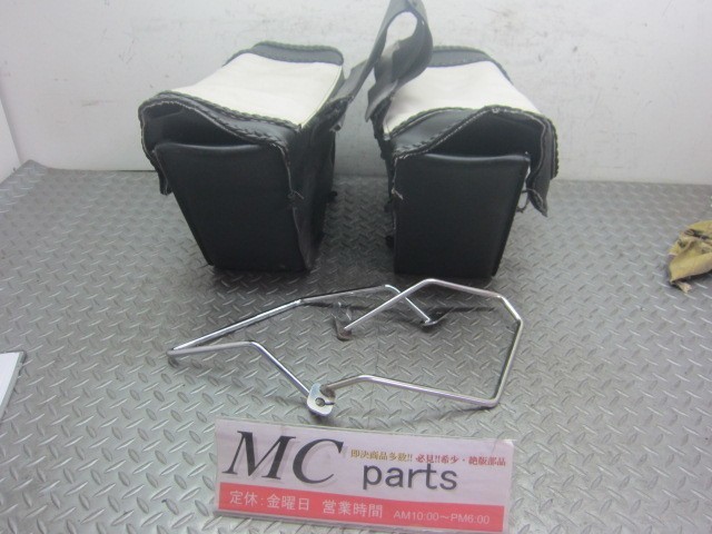 Willie&Max 汎用? サドルバッグ左右セット SB902 452058-00 ウイリー&マックス サポート付き拍卖