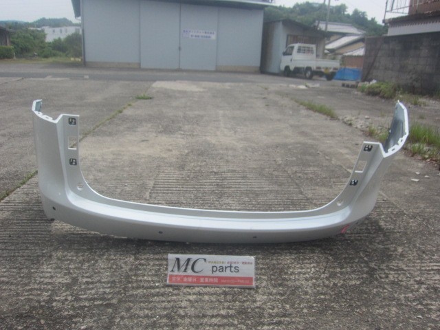 【即決】トヨタ レクサス NX AGZ10 リアバンパー パールホワイト 52159-78010 AYZ10拍卖