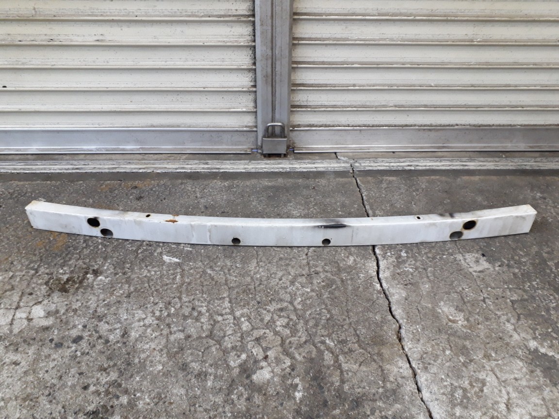 JZX100 チェーサー フロントバンパーホースメント No.25拍卖