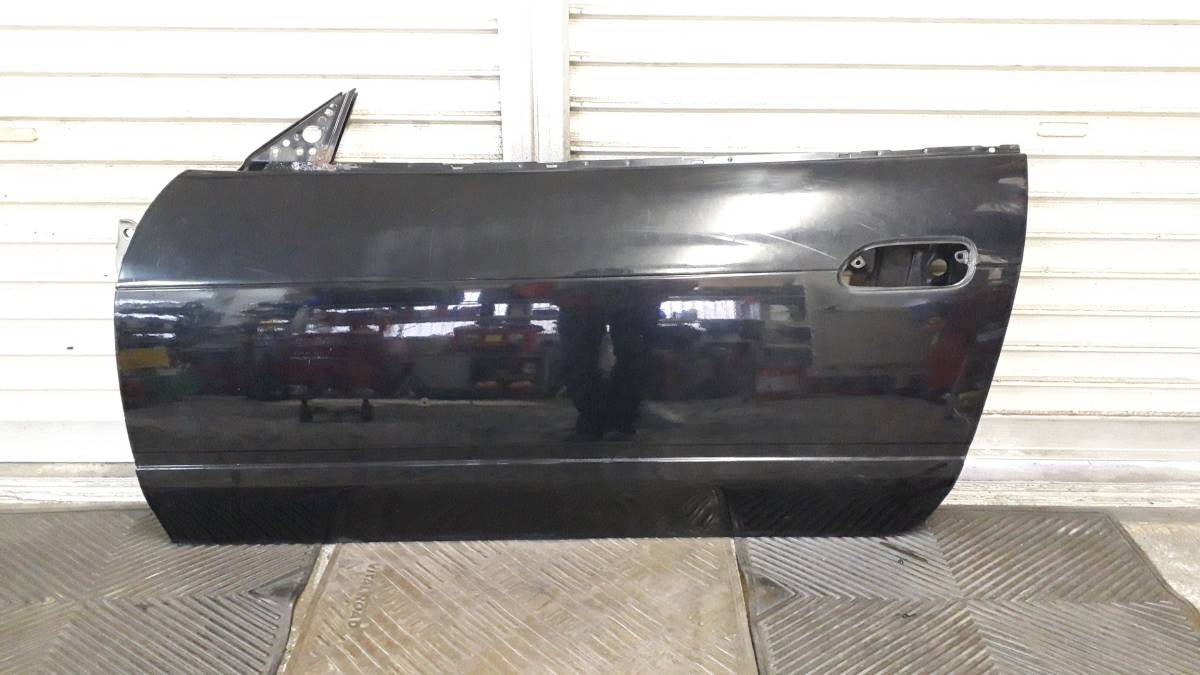 180SXS13シルビア 左側(助手席側)ドア No.23拍卖