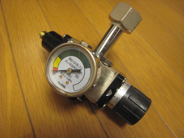 ★ビールサーバー部品●ACRITECH社製 2系統用減圧弁 圧力調整済(オーダー仕様対応可) USED拍卖