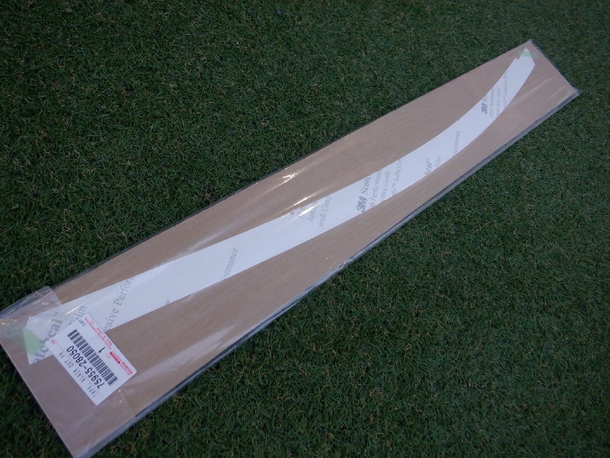 新品 トヨタ純正 ZRR80 ZRR85 ZWR80 80 ノア ヴォクシー エスクァイア ブラックアウトフロントドアテープアウトUP リア 75955-28050拍卖