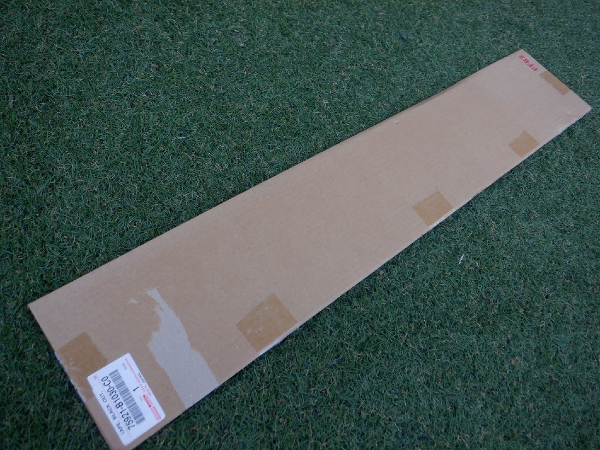 新品 トヨタ純正 M900A M910A ルーミー タンク フロント ドアブラックテープ 右側 75921-B1030 m-23-1-253拍卖